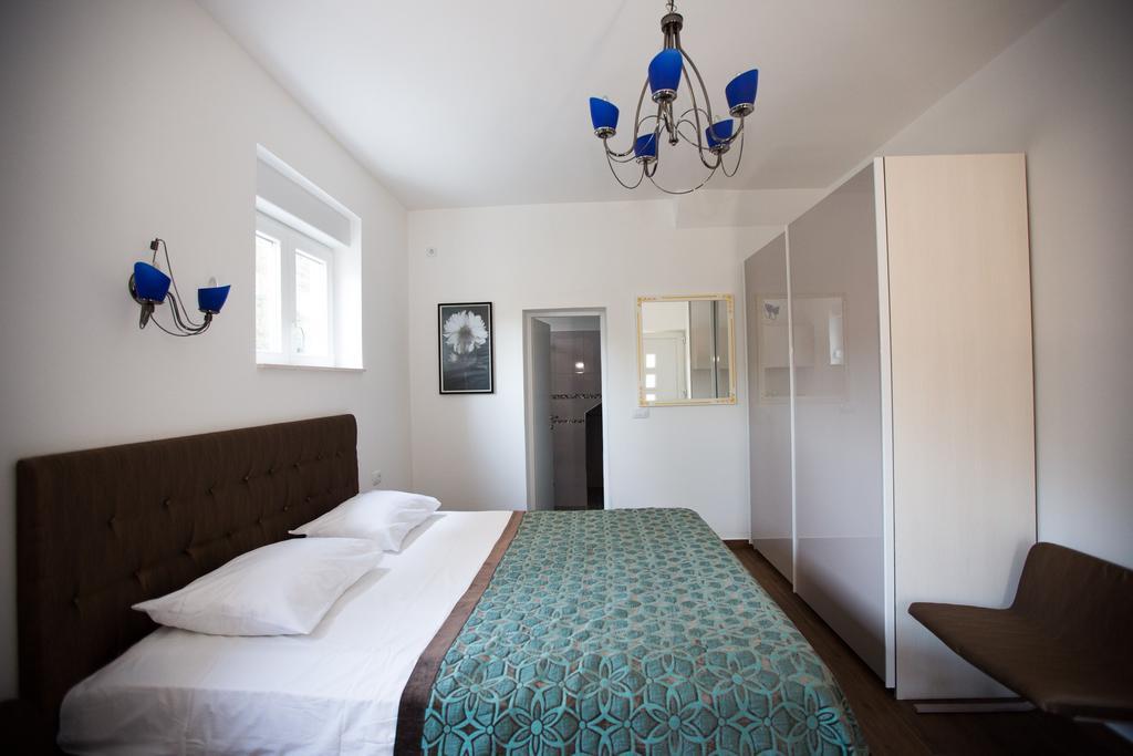Aida Apartments And Rooms For Couples And Families Free Parking ดูบรอฟนิก ห้อง รูปภาพ