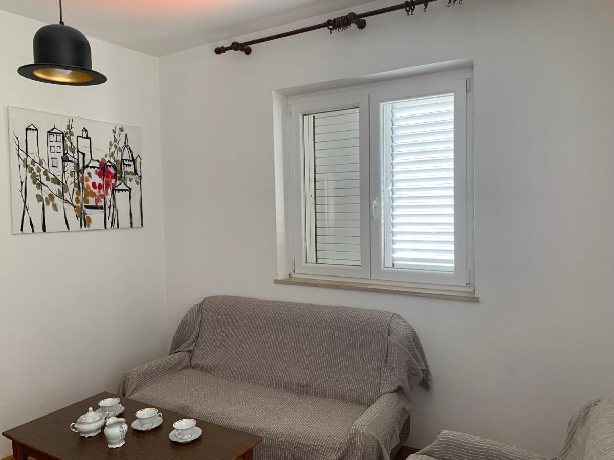 Aida Apartments And Rooms For Couples And Families Free Parking ดูบรอฟนิก ภายนอก รูปภาพ