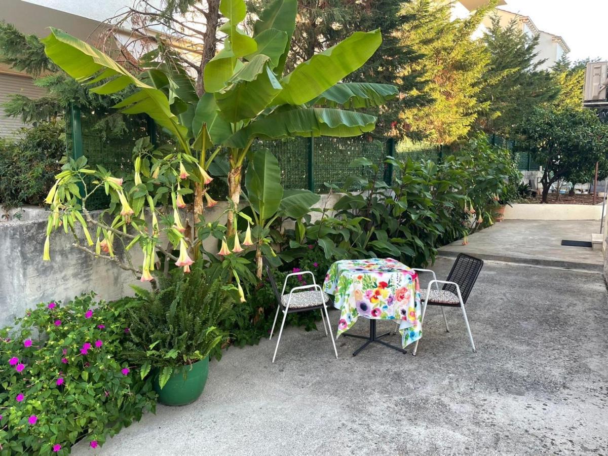 Aida Apartments And Rooms For Couples And Families Free Parking ดูบรอฟนิก ภายนอก รูปภาพ